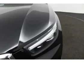 Volvo XC40 (2022) thumbnail 25