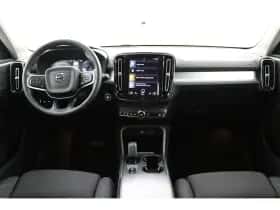 Volvo XC40 (2022) thumbnail 4