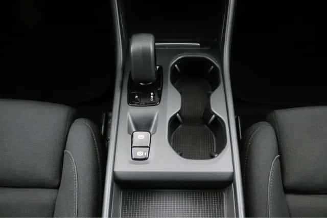 Volvo XC40 (2022) thumbnail 42