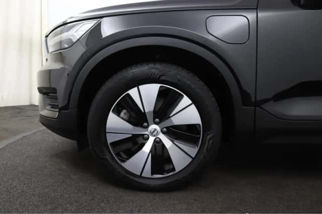 Volvo XC40 (2022) thumbnail 9