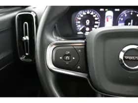 Volvo XC40 (2021) thumbnail 14