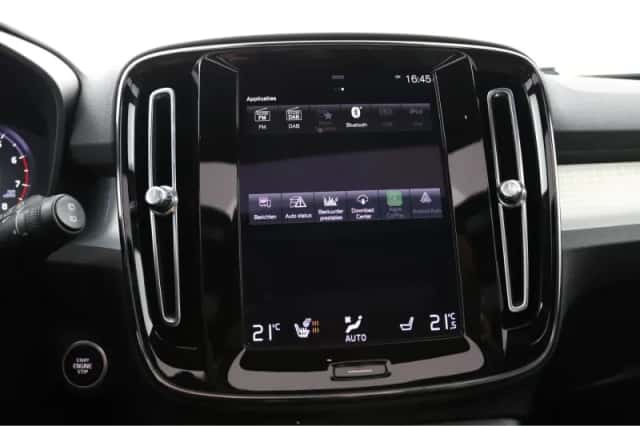 Volvo XC40 (2021) thumbnail 40