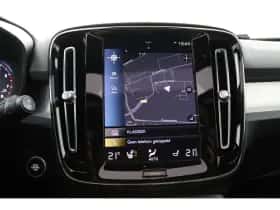 Volvo XC40 (2021) thumbnail 5
