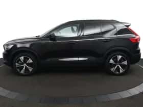 Volvo XC40 (2022) thumbnail 3