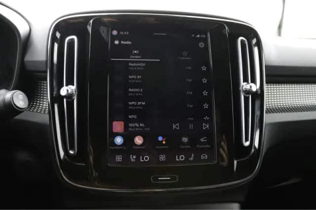 Volvo XC40 (2022) thumbnail 22