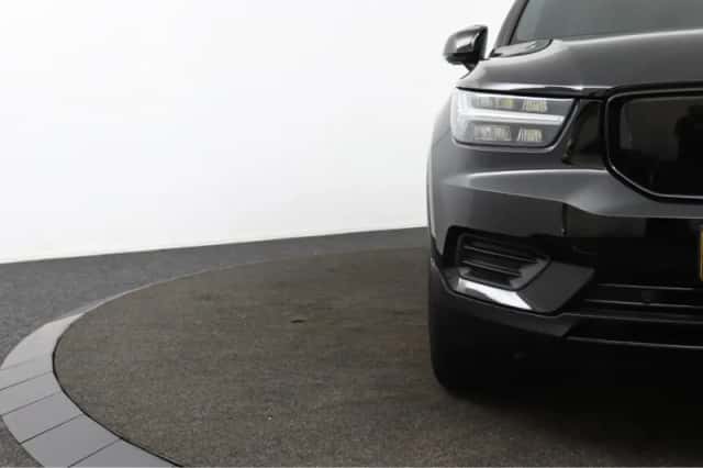 Volvo XC40 (2022) thumbnail 36