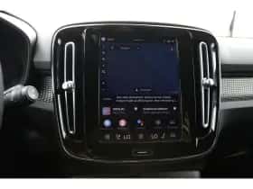 Volvo XC40 (2022) thumbnail 6