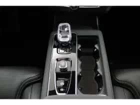 Volvo XC90 (2025) thumbnail 44
