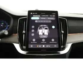 Volvo XC90 (2025) thumbnail 8