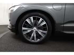 Volvo XC60 (2018) thumbnail 13