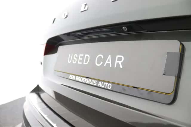 Volvo XC60 (2018) thumbnail 24