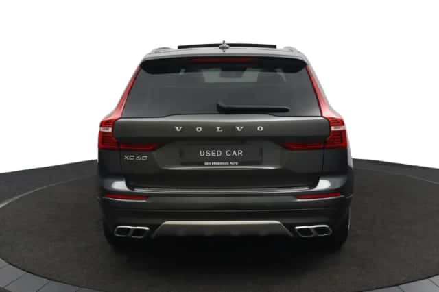 Volvo XC60 (2018) thumbnail 31