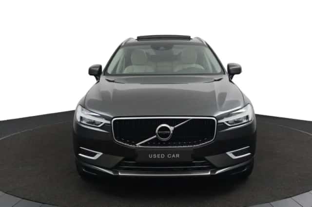 Volvo XC60 (2018) thumbnail 37