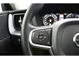 Volvo XC60 (2020) thumbnail 16