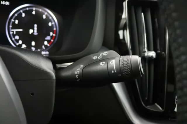 Volvo XC60 (2020) thumbnail 28