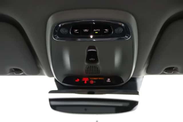 Volvo XC60 (2020) thumbnail 29