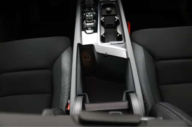 Volvo XC60 (2020) thumbnail 38