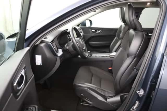 Volvo XC60 (2020) thumbnail 6