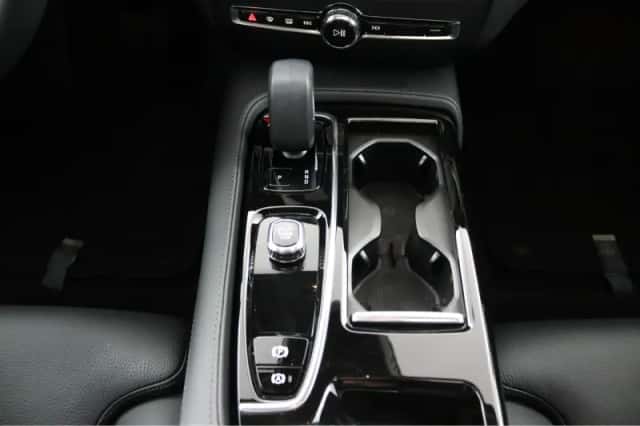 Volvo V60 (2024) thumbnail 31