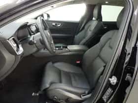 Volvo V60 (2024) thumbnail 5