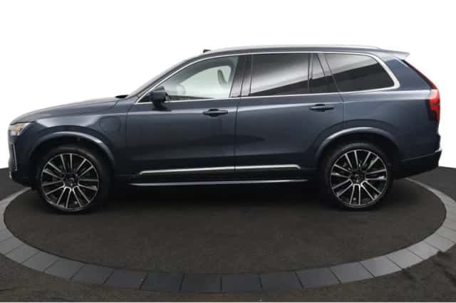 Volvo XC90 (2026) thumbnail 3