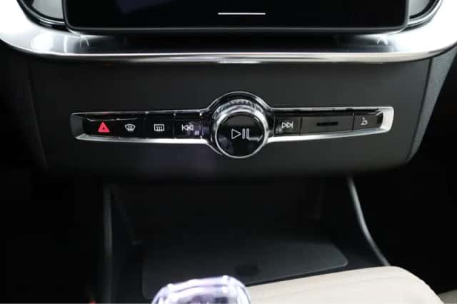 Volvo XC90 (2026) thumbnail 38