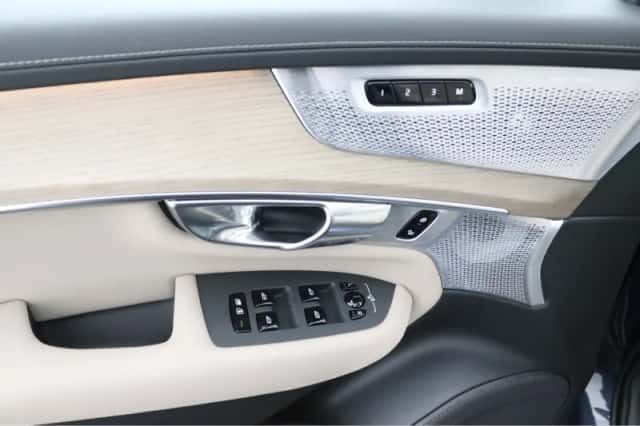 Volvo XC90 (2026) thumbnail 8