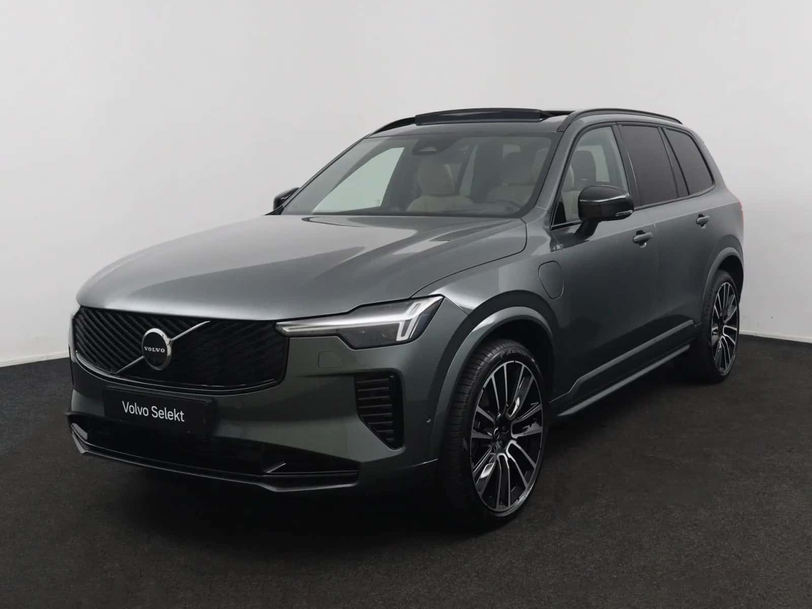 Volvo XC90 (2026) — foto 1