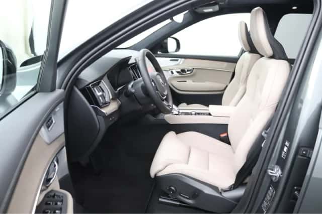 Volvo XC90 (2026) thumbnail 6
