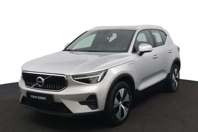 Volvo XC40 (2023)