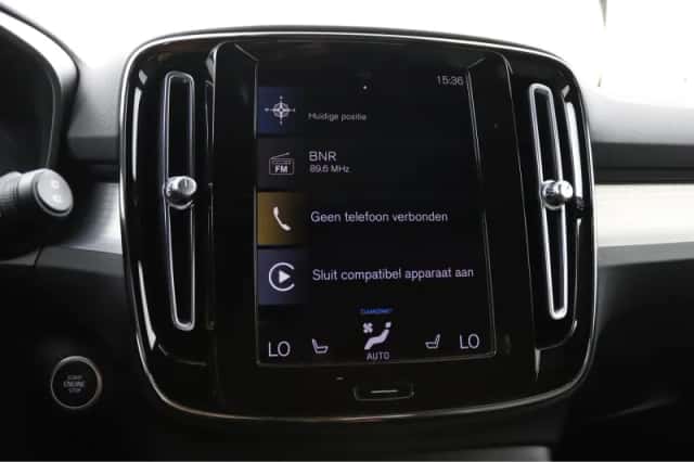 Volvo XC40 (2023) thumbnail 18