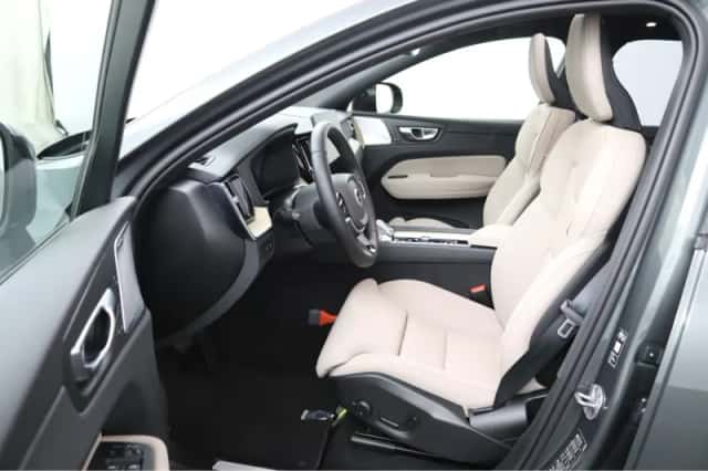 Volvo XC60 (2026) thumbnail 6