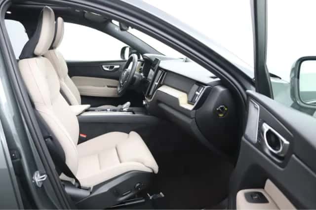 Volvo XC60 (2026) thumbnail 7