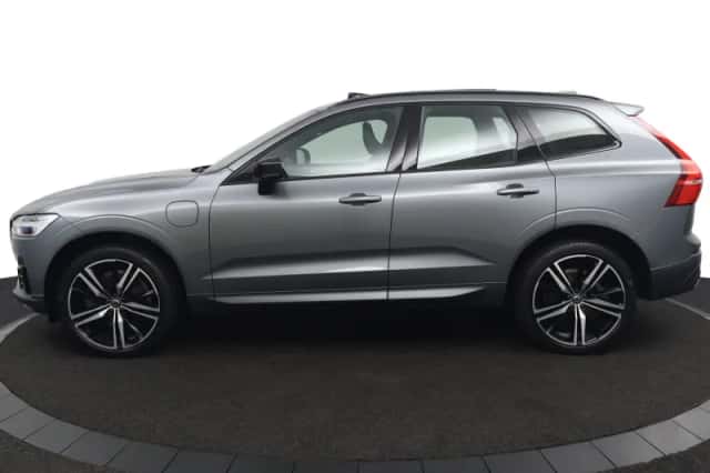 Volvo XC60 (2020) thumbnail 2