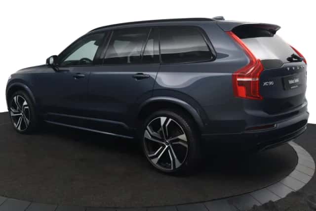 Volvo XC90 (2024) thumbnail 3