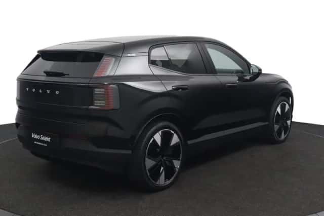 Volvo EX30 (2024) thumbnail 4