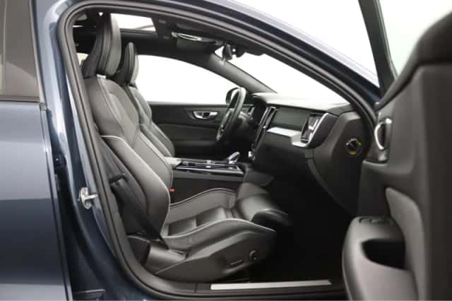 Volvo V60 (2024) thumbnail 6