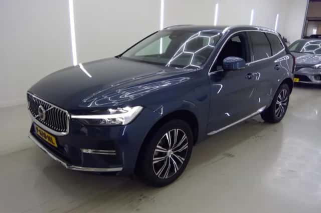 Volvo XC60 (2022) thumbnail 1