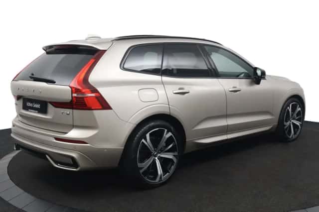 Volvo XC60 (2025) thumbnail 3