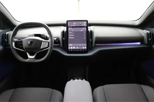 Volvo EX30 (2025) thumbnail 4