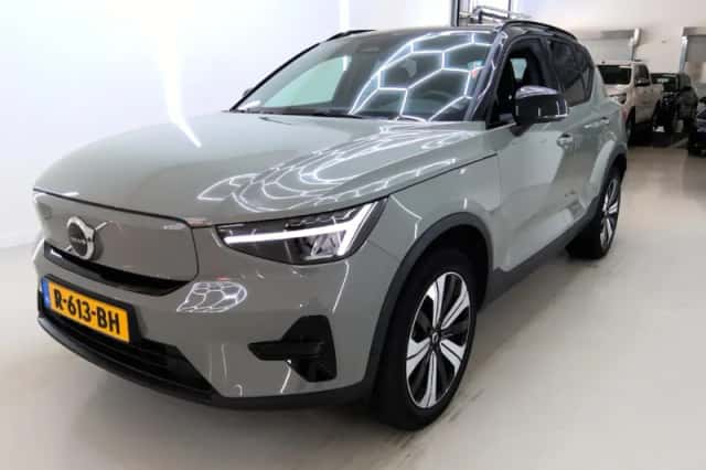 Volvo XC40 (2022) thumbnail 1