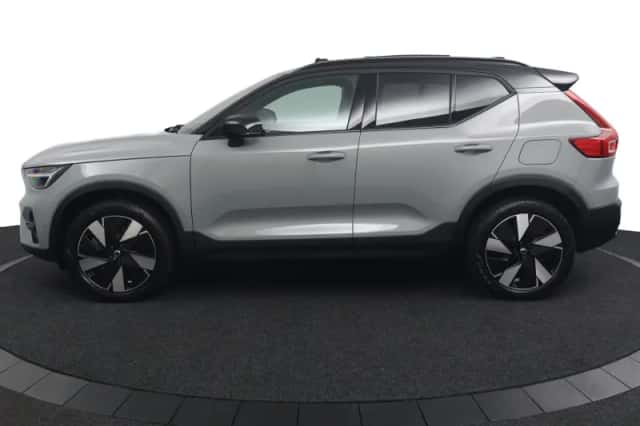 Volvo EX40 (2026) thumbnail 2