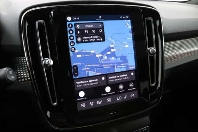 Volvo EX40 (2026) thumbnail 5