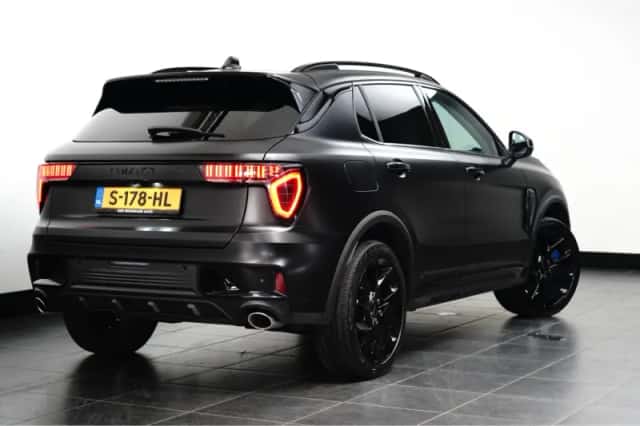 Lynk & Co 01 (2023) thumbnail 2