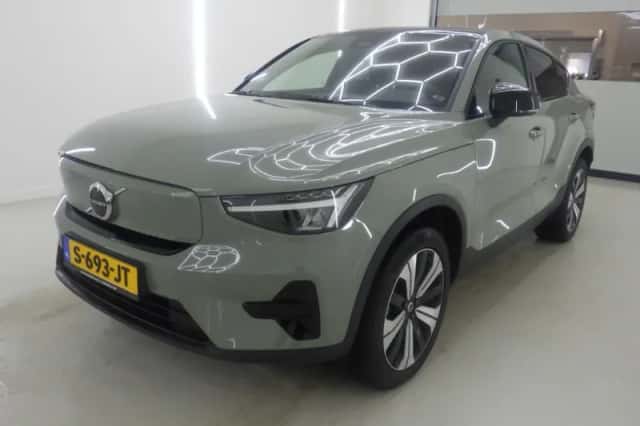 Volvo C40 (2023) thumbnail 1