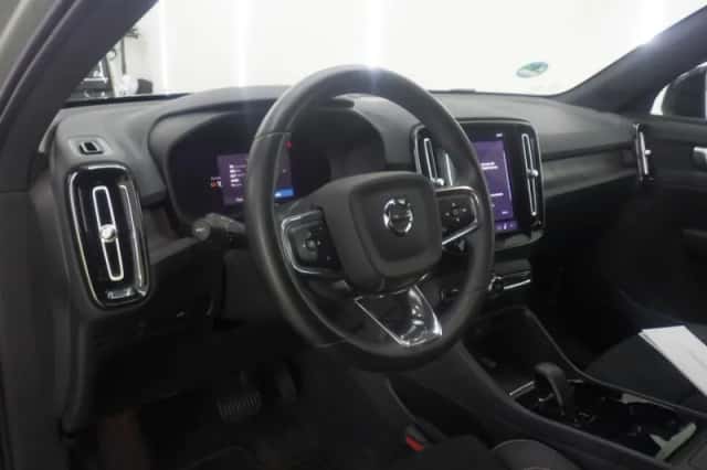 Volvo C40 (2023) thumbnail 5