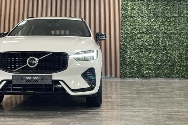 Volvo XC60 (2022) thumbnail 11