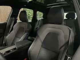 Volvo XC60 (2022) thumbnail 17