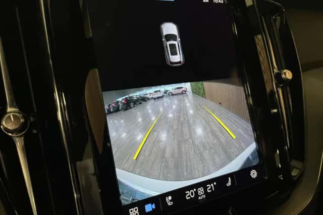 Volvo XC60 (2022) thumbnail 21