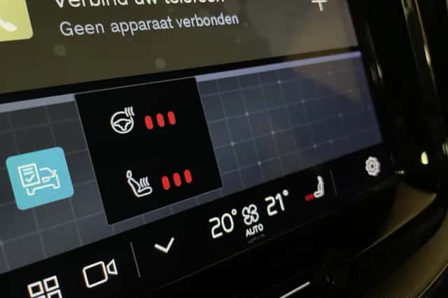 Volvo XC60 (2022) thumbnail 31